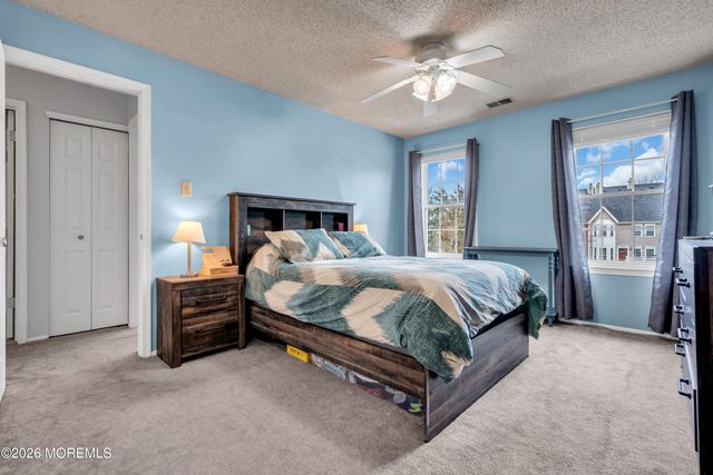 40 Kingston Run, North Brunswick, NJ 08902