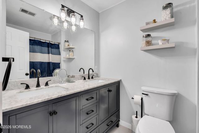 40 Kingston Run, North Brunswick, NJ 08902