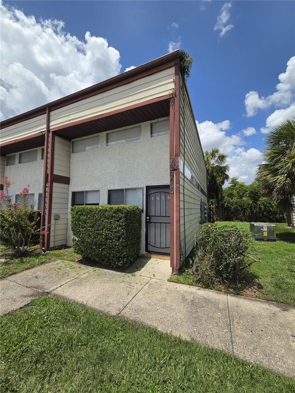 3976 CRAYRICH CIRCLE C1, Orlando, FL 32839