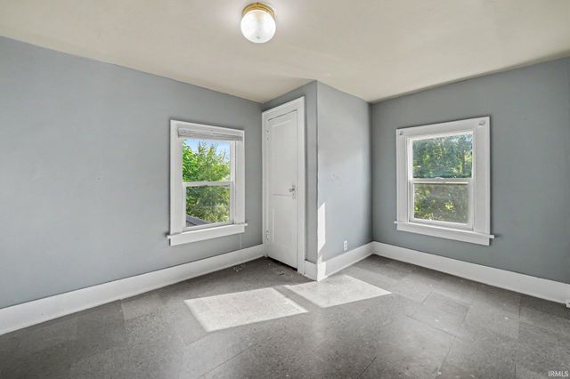 2201 High Street, South Bend, IN 46613