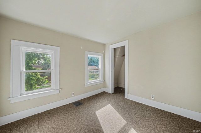 2201 High Street, South Bend, IN 46613