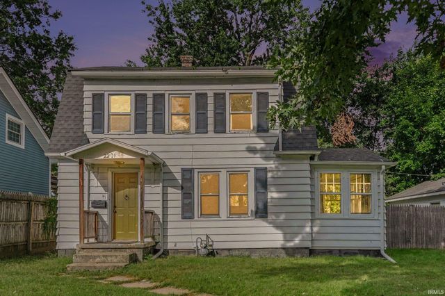 2201 High Street, South Bend, IN 46613