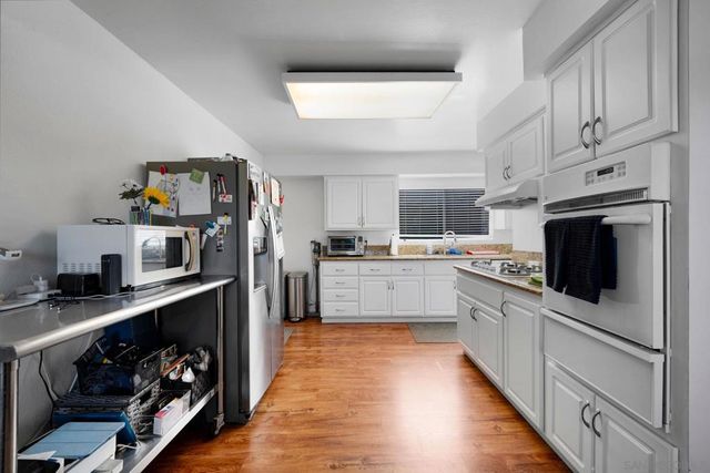 7201 Conestoga Place, San Diego, CA 92120