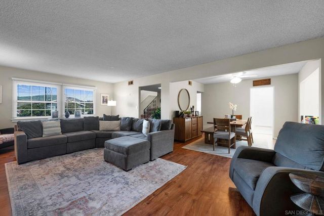 7201 Conestoga Place, San Diego, CA 92120