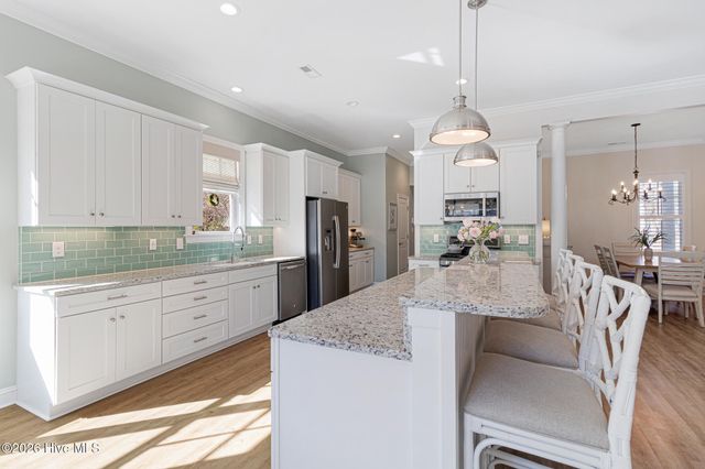 204 Nottingham Lane, Morehead City, NC 28557