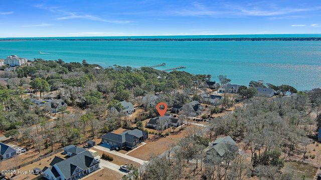 204 Nottingham Lane, Morehead City, NC 28557