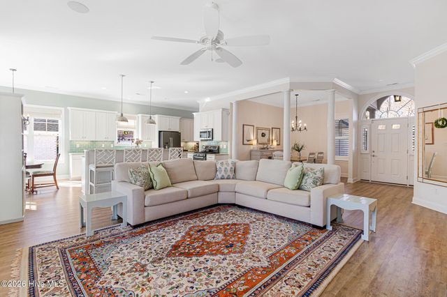 204 Nottingham Lane, Morehead City, NC 28557