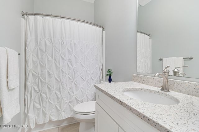 204 Nottingham Lane, Morehead City, NC 28557