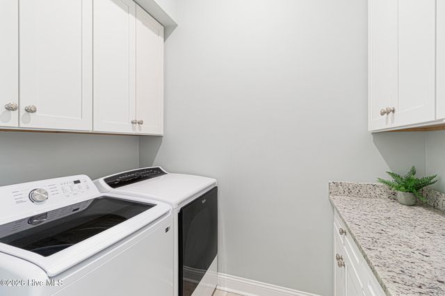 204 Nottingham Lane, Morehead City, NC 28557