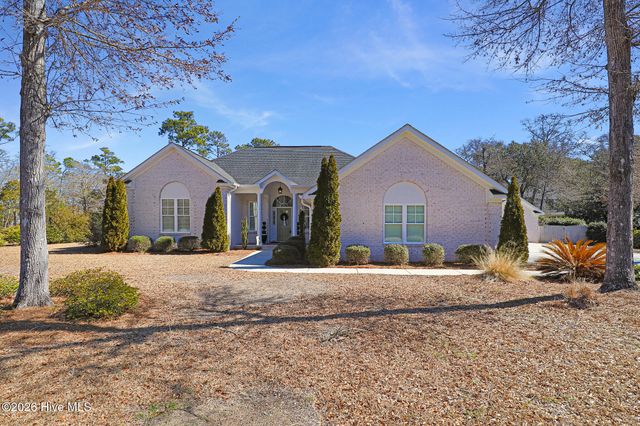 204 Nottingham Lane, Morehead City, NC 28557