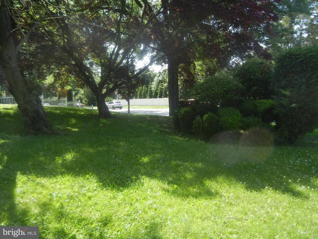 7102 CITY AVE, Philadelphia, PA 19151