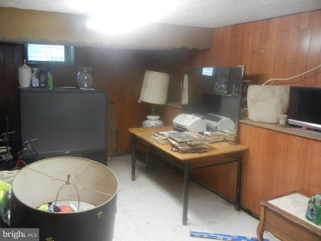 7102 CITY AVE, Philadelphia, PA 19151