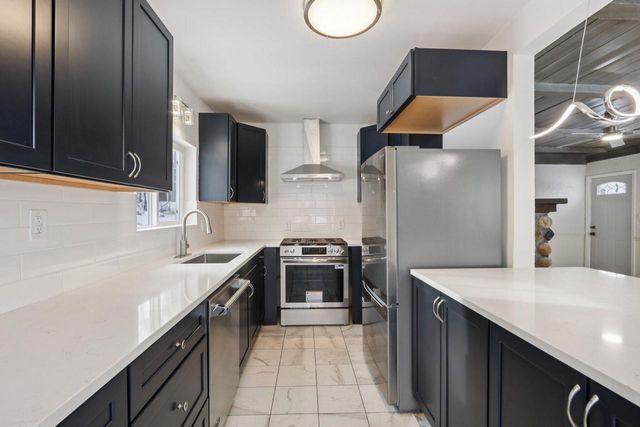 W8771 Walnut ROAD, Delavan, WI 53115