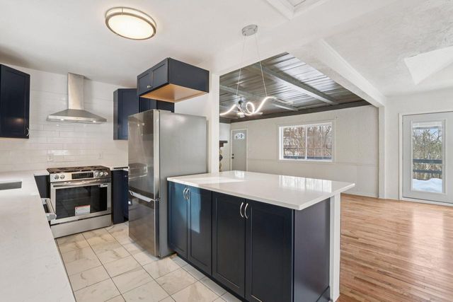 W8771 Walnut ROAD, Delavan, WI 53115