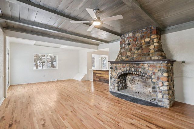 W8771 Walnut ROAD, Delavan, WI 53115