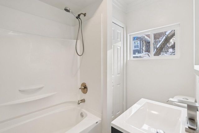 W8771 Walnut ROAD, Delavan, WI 53115