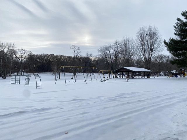 W8771 Walnut ROAD, Delavan, WI 53115