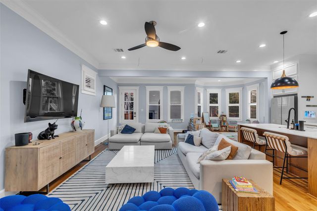 340 W 17th Street, Houston, TX 77008