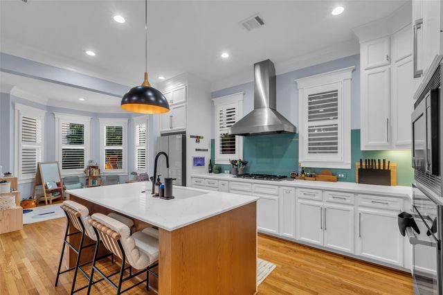 340 W 17th Street, Houston, TX 77008