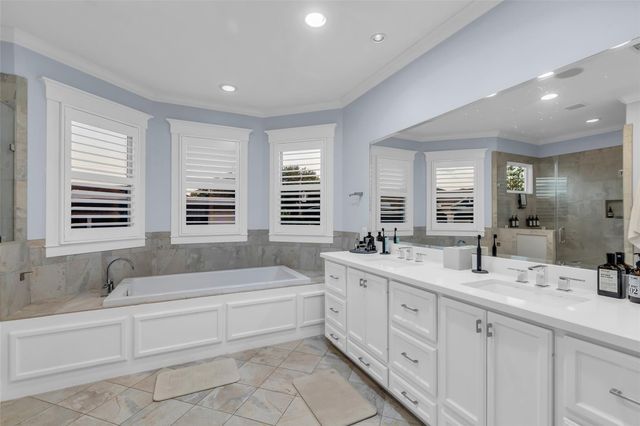 340 W 17th Street, Houston, TX 77008