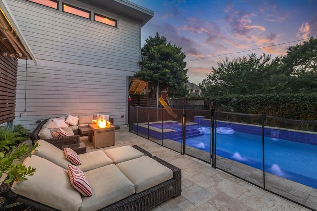 340 W 17th Street, Houston, TX 77008