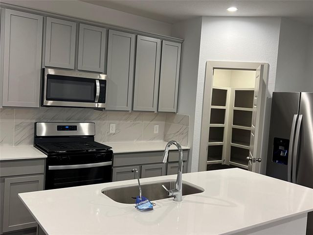 7938 Cattlewood Pass, Rosharon, TX 77583