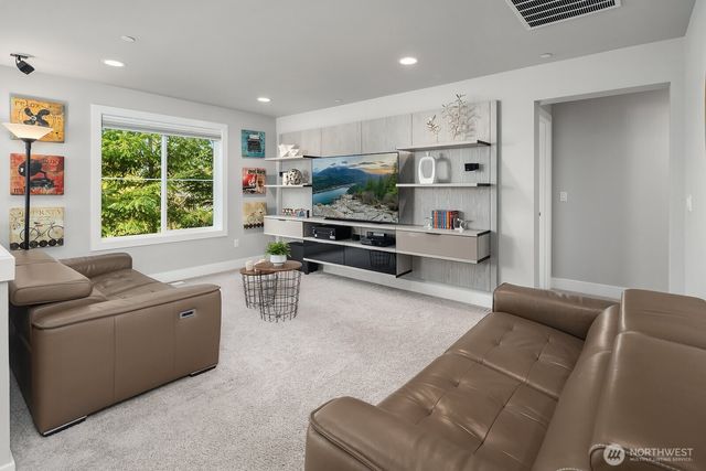 10315 134th Place NE, Kirkland, WA 98033