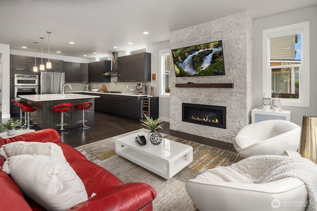 10315 134th Place NE, Kirkland, WA 98033
