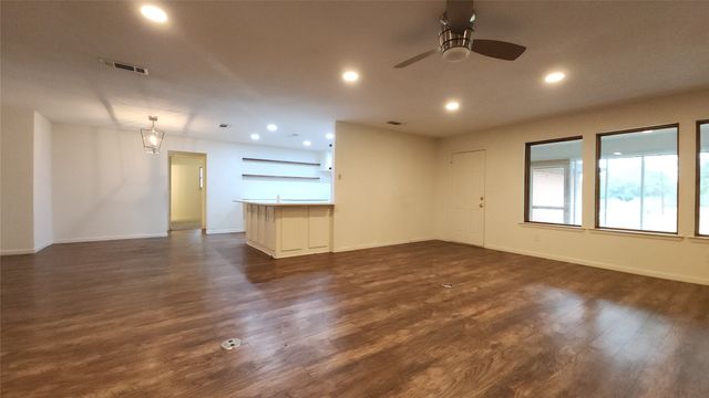 4300 Old Granbury Road, Granbury, TX 76049