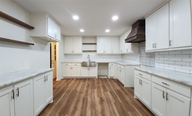 4300 Old Granbury Road, Granbury, TX 76049