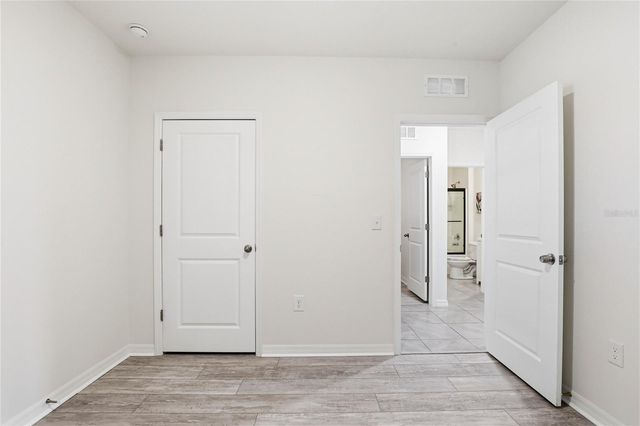 2839 MAIDEN GRASS ISLE, Wesley Chapel, FL 33543