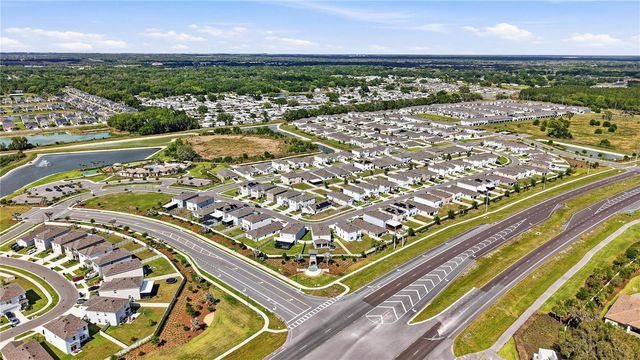 2839 MAIDEN GRASS ISLE, Wesley Chapel, FL 33543