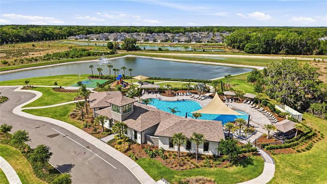 2839 MAIDEN GRASS ISLE, Wesley Chapel, FL 33543