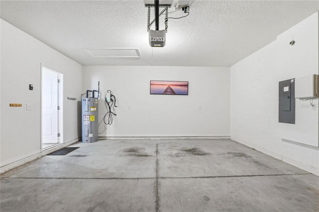 2839 MAIDEN GRASS ISLE, Wesley Chapel, FL 33543