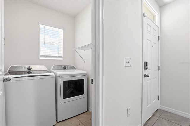 2839 MAIDEN GRASS ISLE, Wesley Chapel, FL 33543