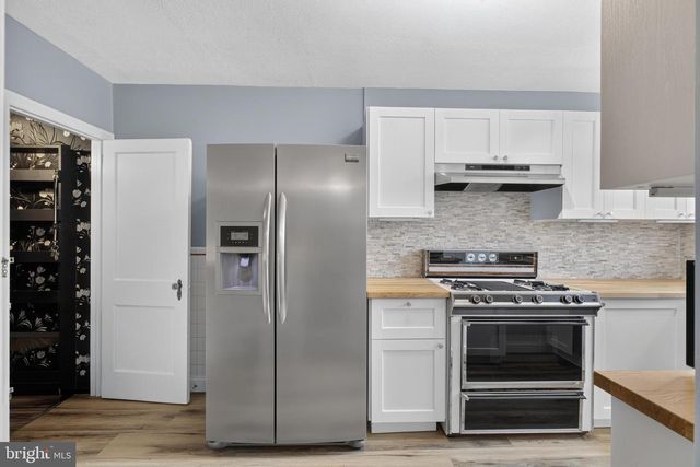6848 RADBOURNE RD, Upper Darby, PA 19082