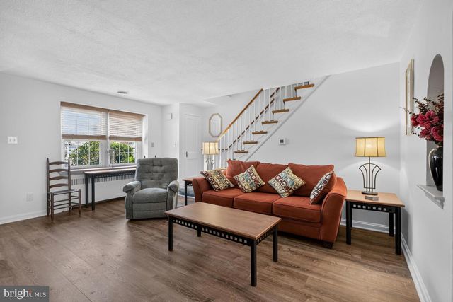 6848 RADBOURNE RD, Upper Darby, PA 19082