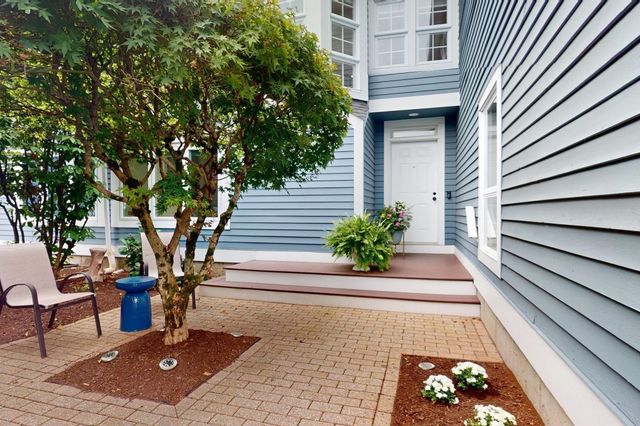 15 Kings Way 11, Waltham, MA 02451