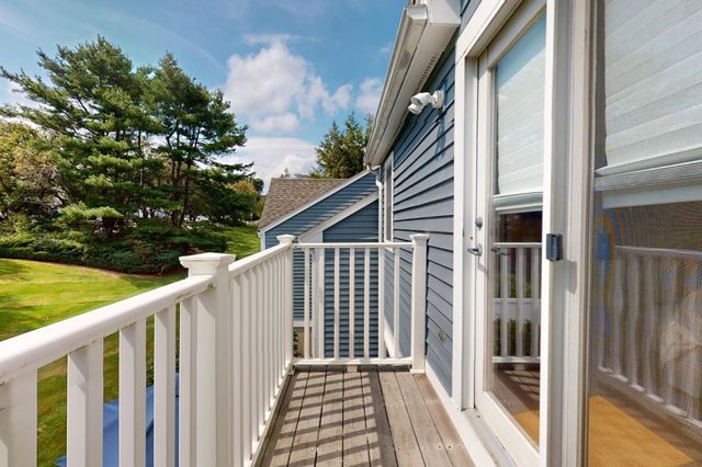 15 Kings Way 11, Waltham, MA 02451