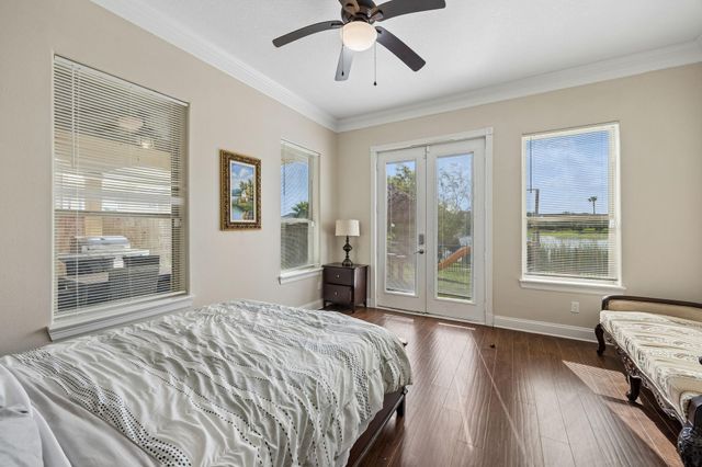615 29th Street, Dickinson, TX 77539