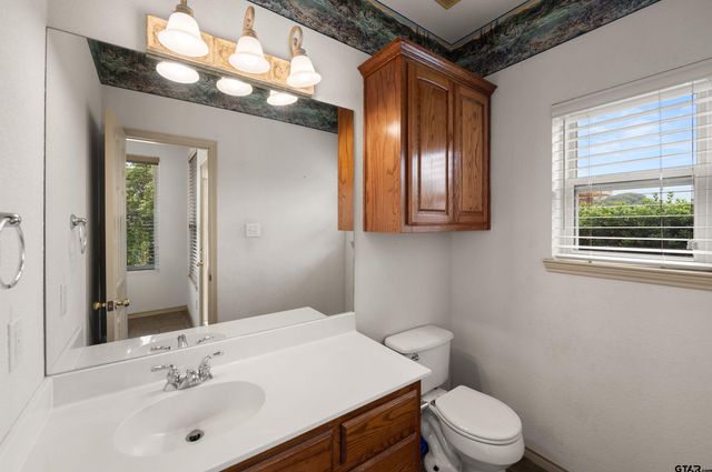 1745 County Road 1570, Alba, TX 75410