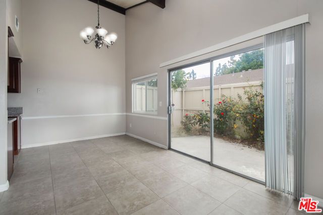 1423 W 7th Street, Upland, CA 91786