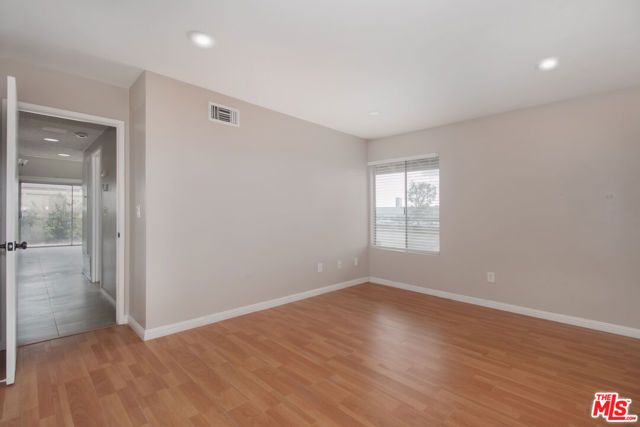 1423 W 7th Street, Upland, CA 91786