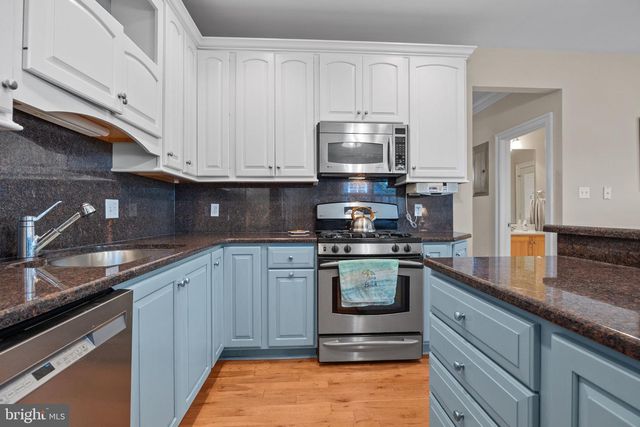 106-A HOWARD ST, Cape May, NJ 08204