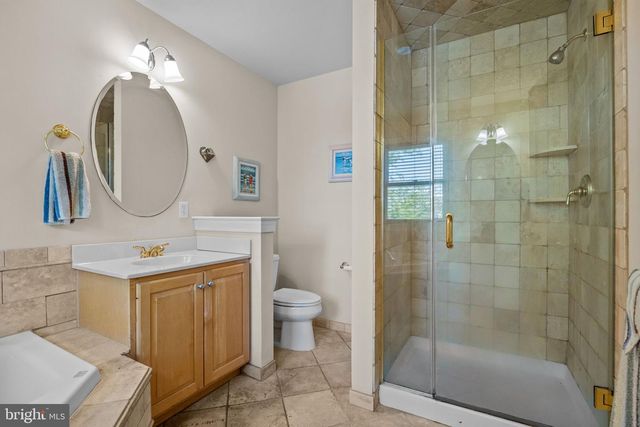 106-A HOWARD ST, Cape May, NJ 08204