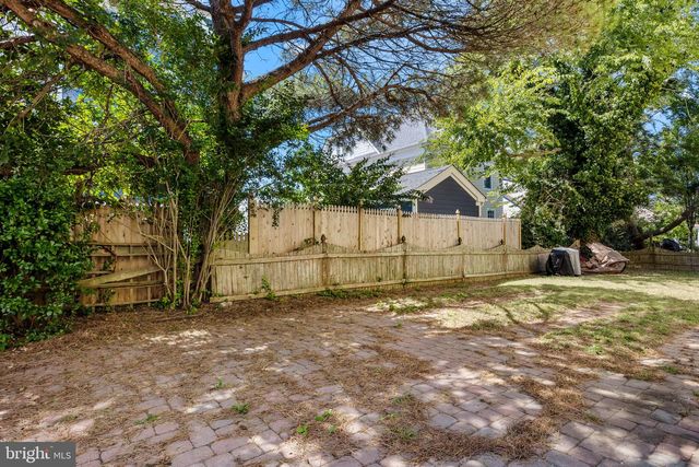 106-A HOWARD ST, Cape May, NJ 08204