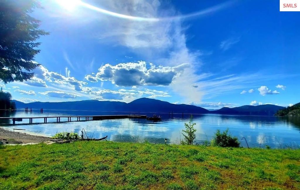 145 Cedar Dr, Bayview, ID 83803