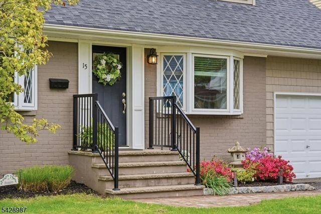 15 Van Buren Ave, Cranford Twp., NJ 07016