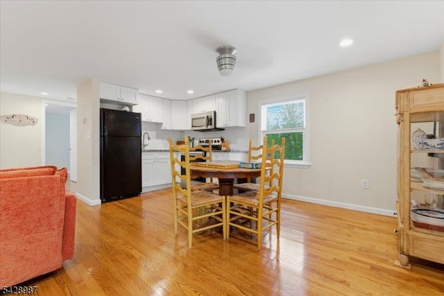 15 Van Buren Ave, Cranford Twp., NJ 07016