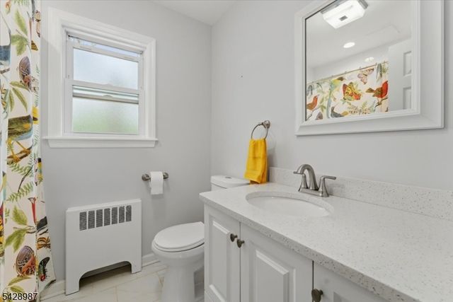 15 Van Buren Ave, Cranford Twp., NJ 07016